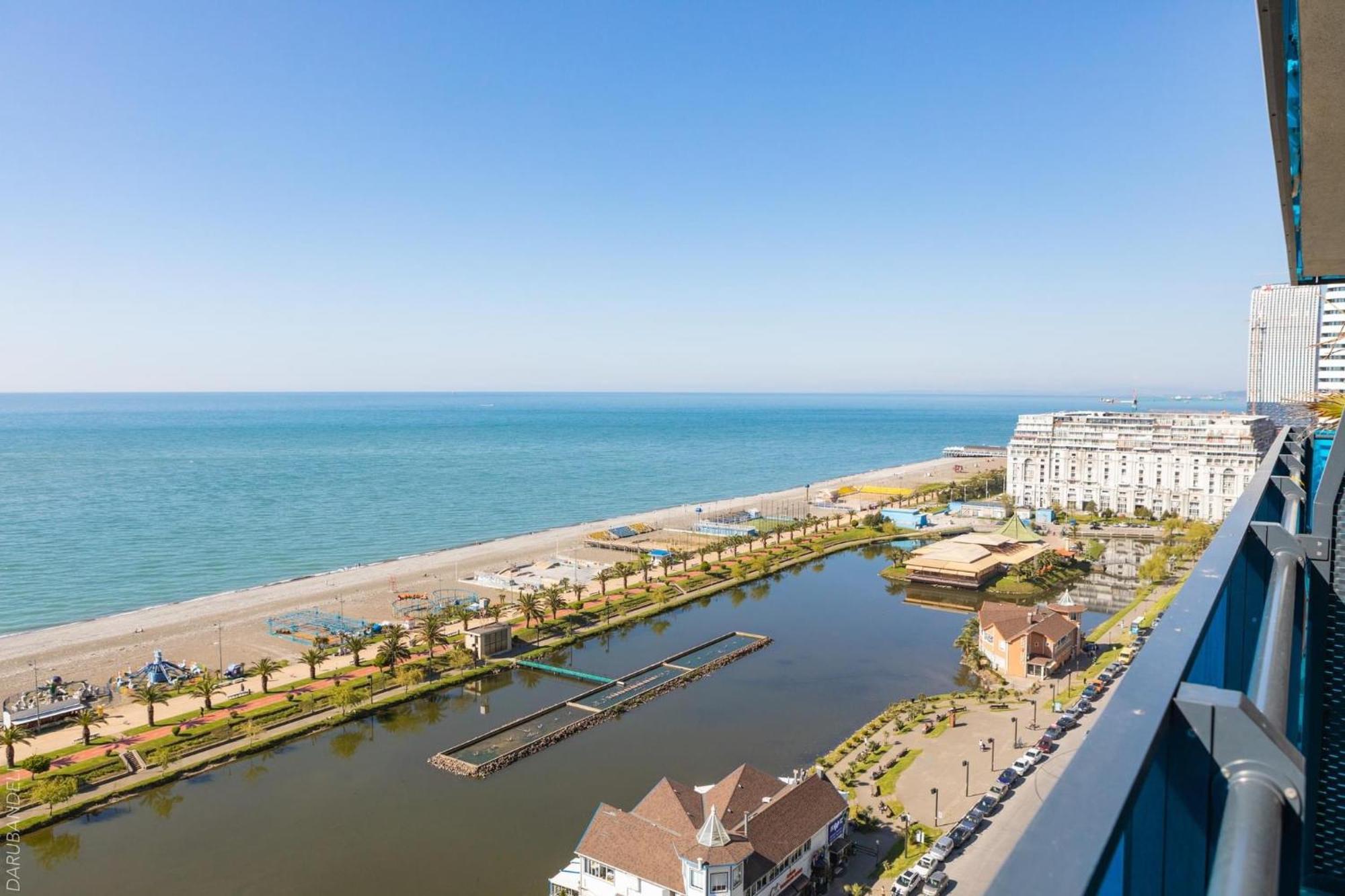 Panorama Sea View Central City Batumi & Aparthotel Eksteriør bilde